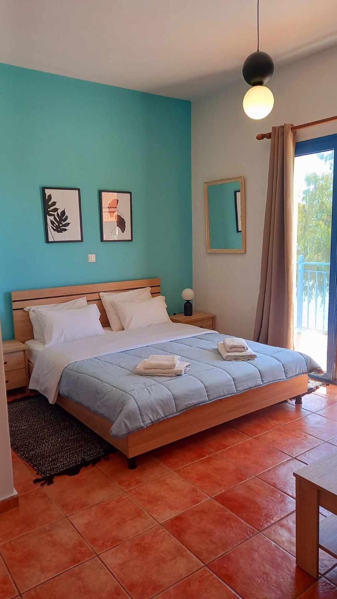 Ferienwohnung Στούντιο Με Θέα Τη Θάλασσα Itea Exterior foto